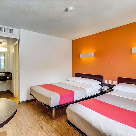 Park Inn By Radisson, ธอร์นตัน ภายนอก รูปภาพ